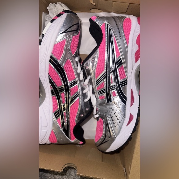 ASICS GEL Kayano - Picture 1 of 1